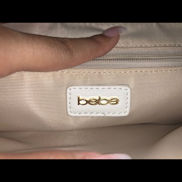 White and gold stunning Bebe purse - Picture 5 of 8